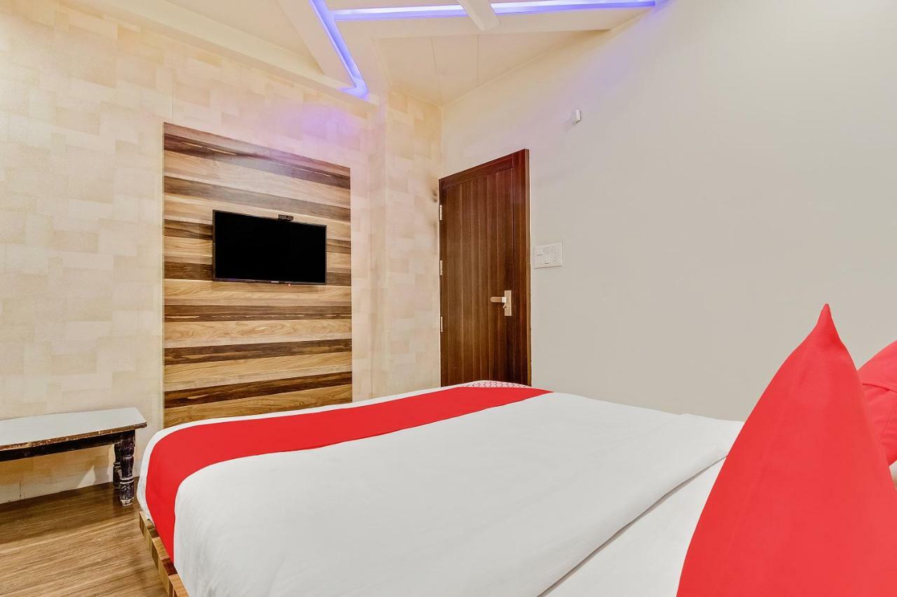 Oyo 47777 Hotel Laxminarayan Аурангабад Екстериор снимка
