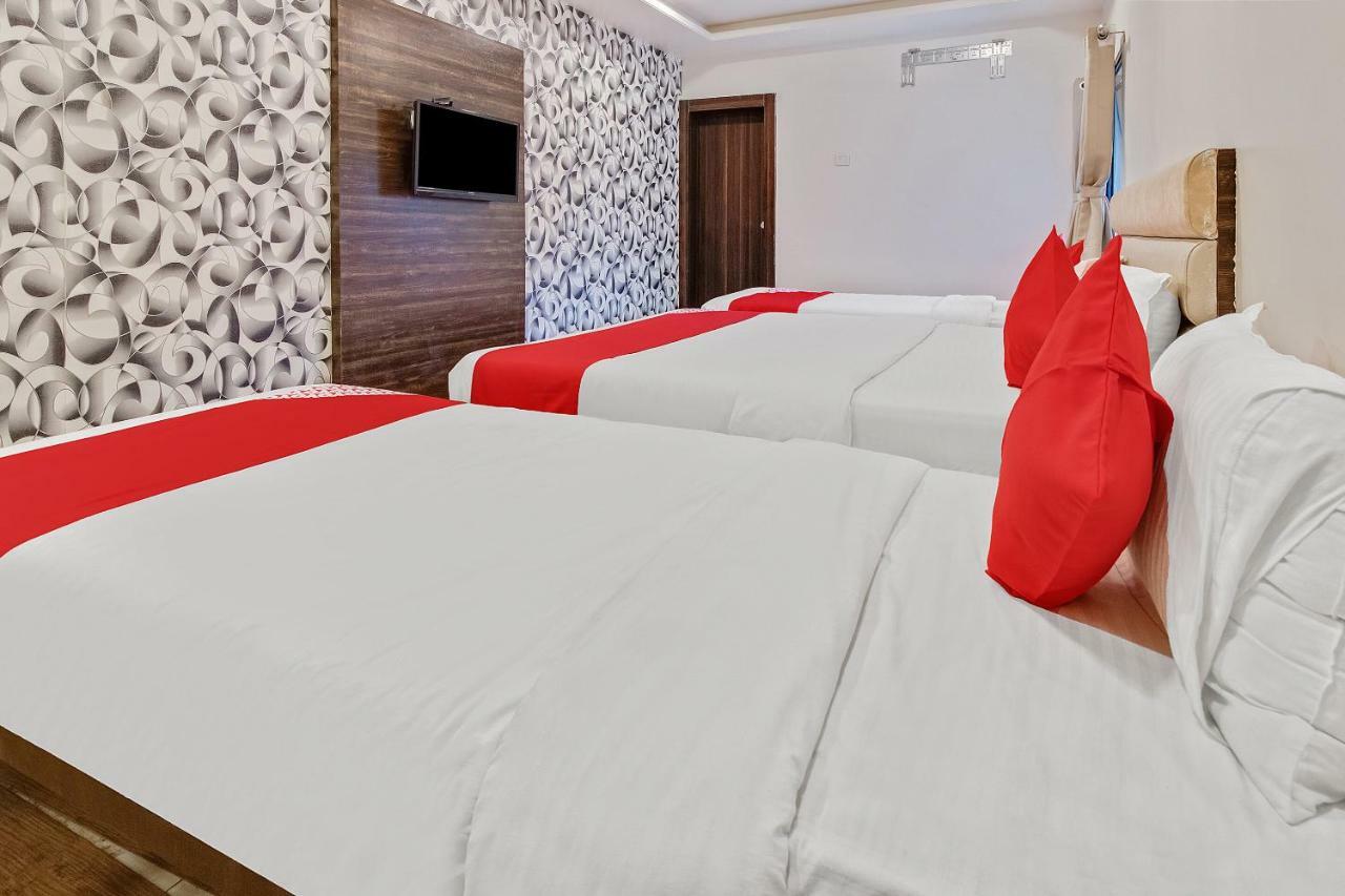 Oyo 47777 Hotel Laxminarayan Аурангабад Екстериор снимка