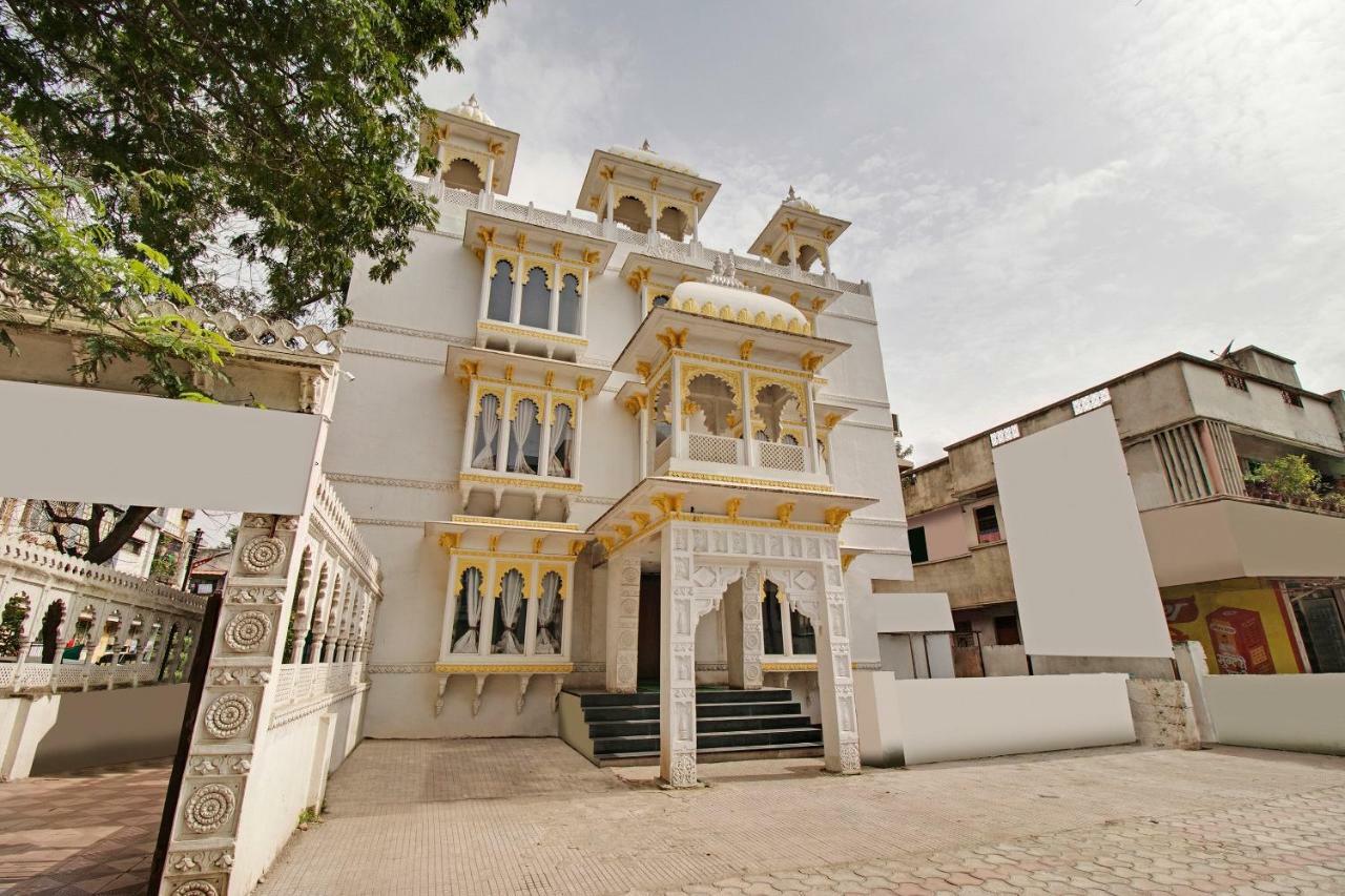 Oyo 47777 Hotel Laxminarayan Аурангабад Екстериор снимка