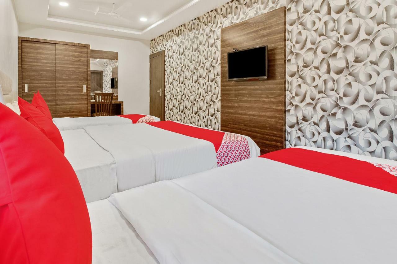 Oyo 47777 Hotel Laxminarayan Аурангабад Екстериор снимка