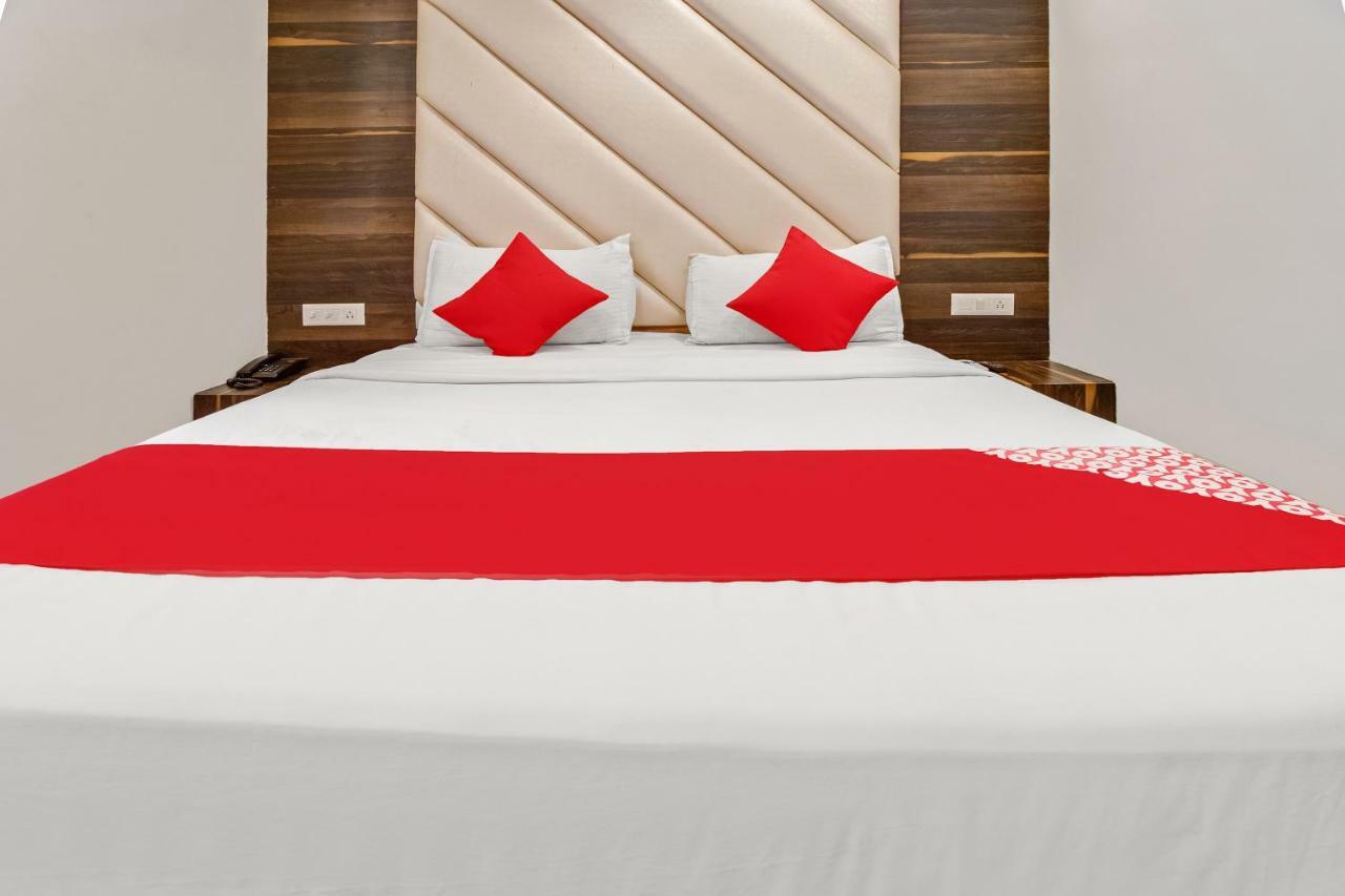 Oyo 47777 Hotel Laxminarayan Аурангабад Екстериор снимка
